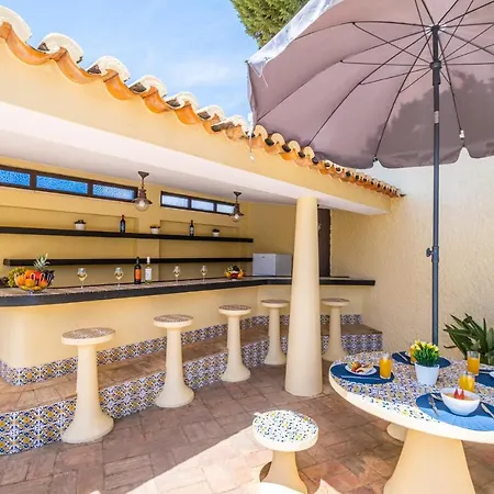 Crisandra By Algarve Vacation Villa Albufeira