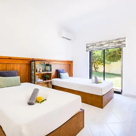 Villa Crisandra - Com Piscina Aquecivel, Em Albufeira