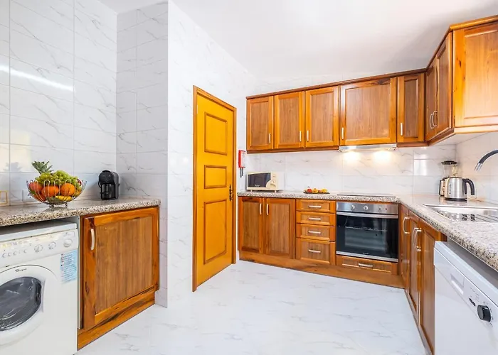 Crisandra By Algarve Vacation Вилла